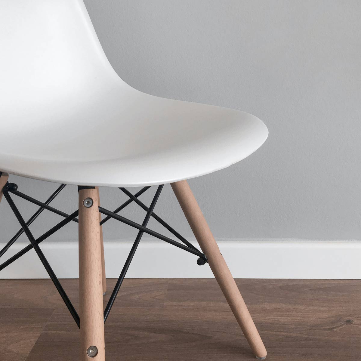 Plastic Chair with Wooden Legs