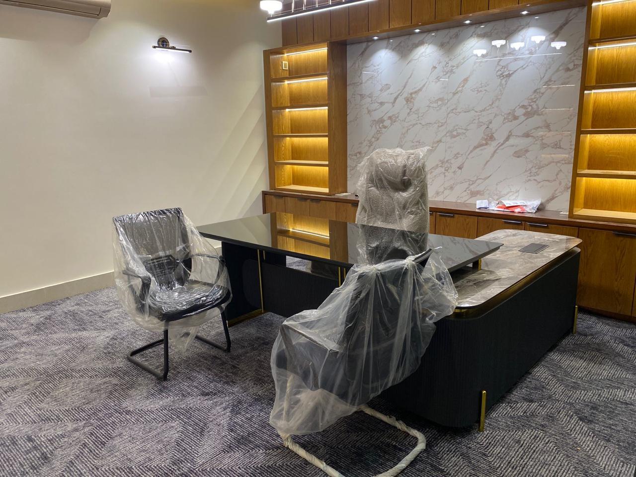 Bilwani Executive Office Table BF-ET3