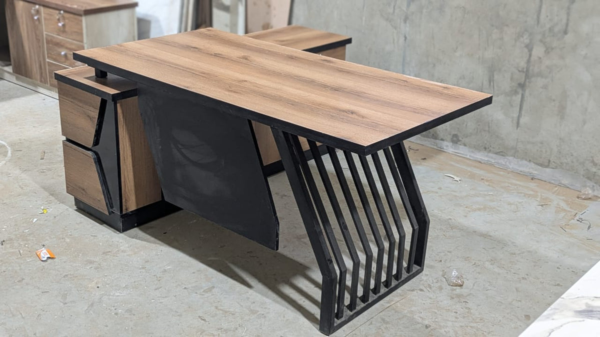 MANAGER TABLE 3